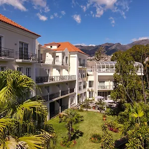 Quintinha Sao Joao & Funchal (Madeira)